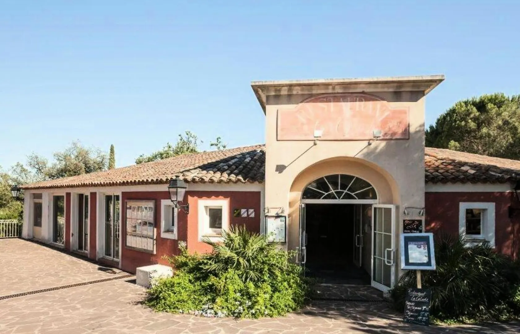 Apartment Les Villas Aux Restanques Du Golfe De St Tropez - Maeva Home - Villa Duplex 3 Pieces 6 Personnes Vue Sur Le Lac Au Calme - Prestige - Super Home Mae-4892 Grimaud