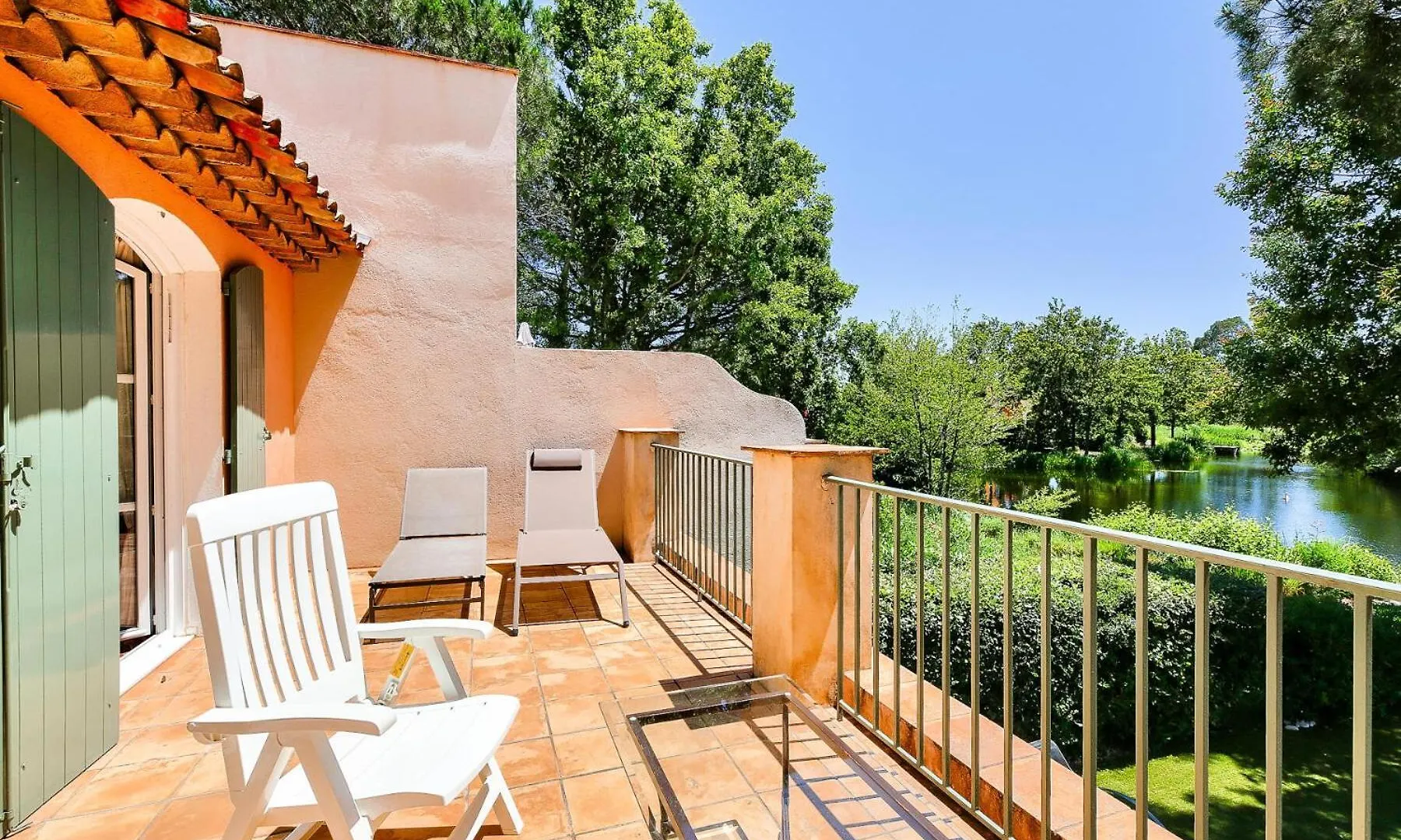 Apartment Les Villas Aux Restanques Du Golfe De St Tropez - Maeva Home - Villa Duplex 3 Pieces 6 Personnes Vue Sur Le Lac Au Calme - Prestige - Super Home Mae-4892 Grimaud